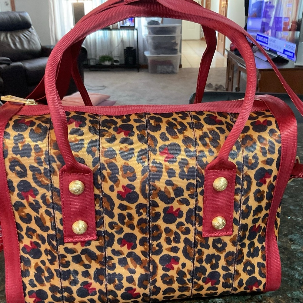 Harvey Ms. Marilyn satchel Minnie Leopard print